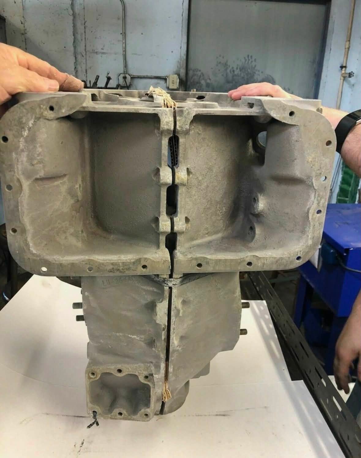 Lycoming O-235-C Certified Crankcase 2 Lycoming O-235-C Certified Crankcase - Image 2